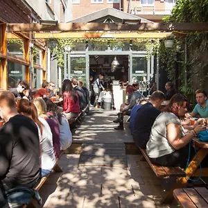 Albergue St Christophers At The Winston, Amesterdão